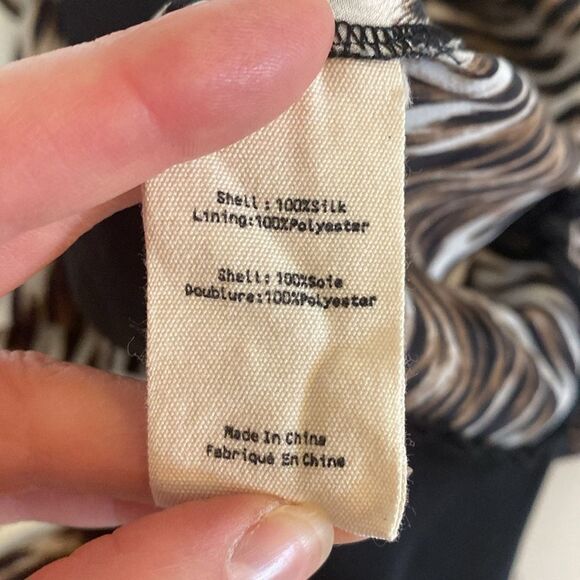 L'Agence Audra Sleeveless Leopard-Print Silk Romper Size 2 - Picture 11 of 15